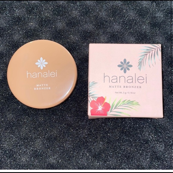 Hanalei Other - Hanalei Beauty Company Matte Bronzer